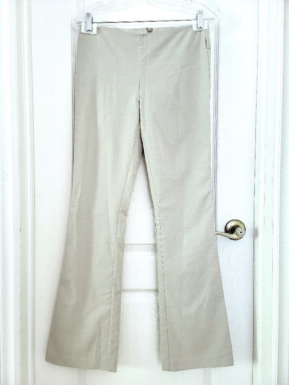 XOXO LOW RISE CREAM STRETCH PANT